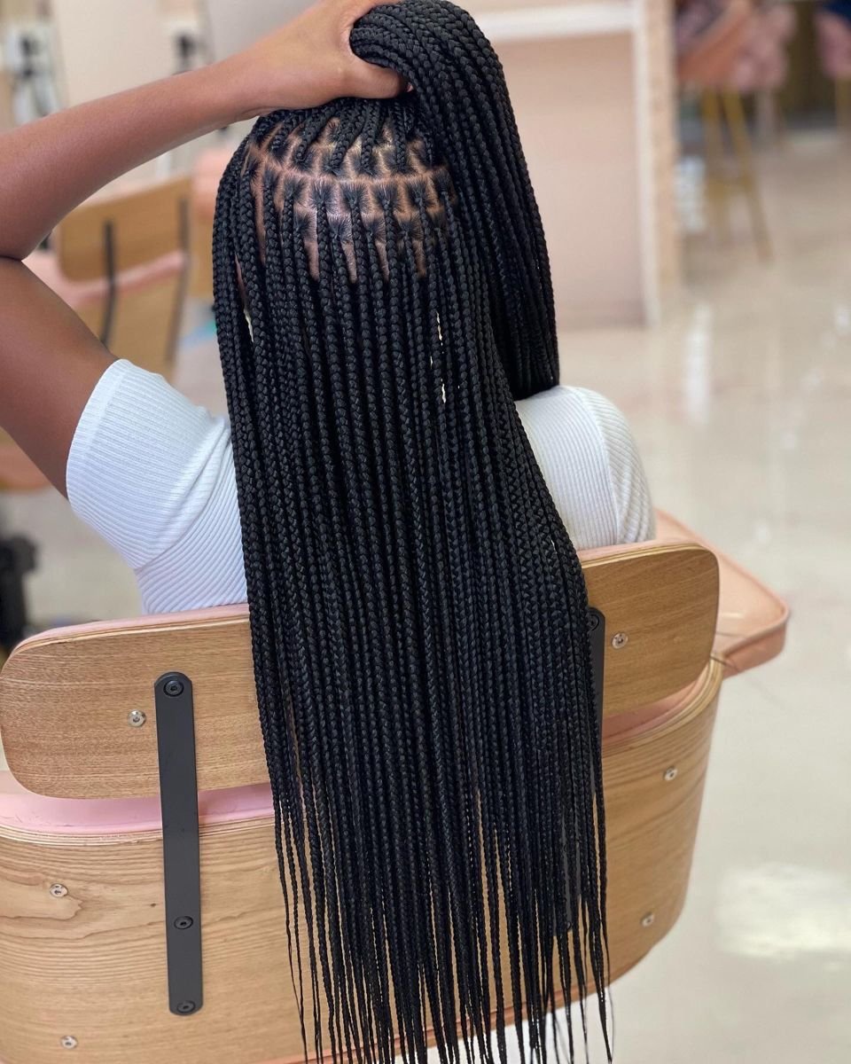 Small medium knotless braids